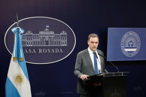 El vocero presidencial, Manuel Adorni, cruzó a la oposición por las críticas al Presupuesto 2026 que presentó el Gobierno. El vocero presidencial, Manuel Adorni, cruzó a la oposición por las críticas al Presupuesto 2026 que presentó el Gobierno.