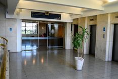 A cuántos empleados públicos despidió el Gobierno en los últimos 10 años