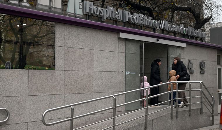Con la ola polar todavía sobre Mendoza, niños, mamás y papás cuentan cómo hacen para seguir con sus controles médicos sin resignar el cuidado. Con la ola polar todavía sobre Mendoza, niños, mamás y papás cuentan cómo hacen para seguir con sus controles médicos sin resignar el cuidado.