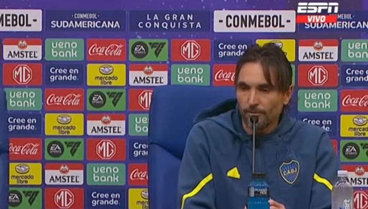 Diego Martínez en conferencia de prensa. Foto: Captura