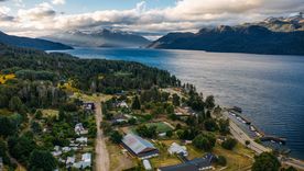 Los pueblos de la Patagonia ofrecen lagos, montañas y verano en plena naturaleza.