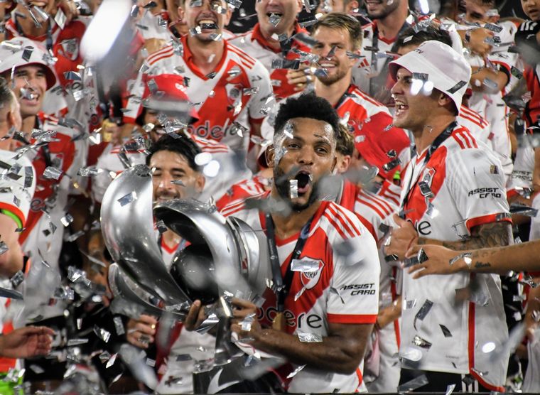 Borja y la Supercopa Argentina. Foto: Foto Baires