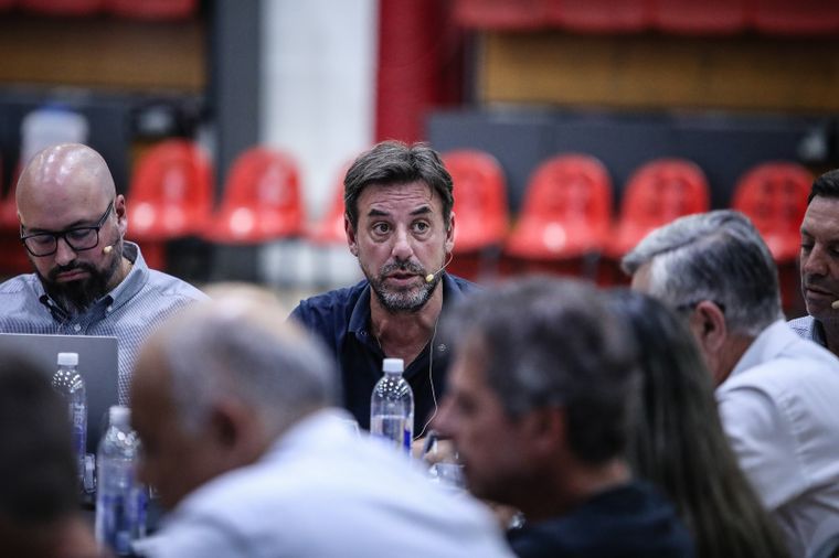 El acuerdo se confirmó durante la reunión de Comisión Directiva de San Lorenzo llevada a cabo este lunes por la noche. El acuerdo se confirmó durante la reunión de Comisión Directiva de San Lorenzo llevada a cabo este lunes por la noche.