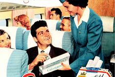 Hasta fines de los años 90 era común el cigarrillo en los aviones. Foto: LiveandLetsFly Hasta fines de los años 90 era común el cigarrillo en los aviones. Foto: LiveandLetsFly