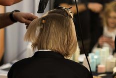 Sigue esta rutina capilar y tu cabello dejará de tener frizz en tan solo unos días Te dejamos varios consejos para el cuidado de tu cabellera. Foto: Pexels