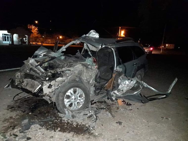 Así quedó el auto tras el tremendo accidente. Foto: Juan Pablo Navío @jp_navio