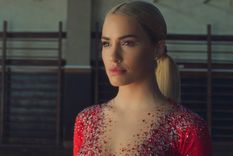 BELLA. A LALI LE SOBRAN CANDIDATOS POR TODOS LADOS.