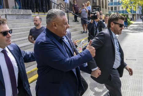 Claudio Tapia recibió el visto bueno para salir del país. Claudio Tapia recibió el visto bueno para salir del país.