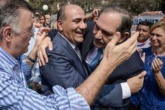 Juan Manzur y Alperovich, en otros tiempos Foto: archivo Juan Manzur y Alperovich, en otros tiempos Foto: archivo