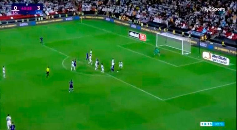 Messi puso el 4-0 ante Emiratos Árabes Unidos tras una fantástica jugada colectiva.