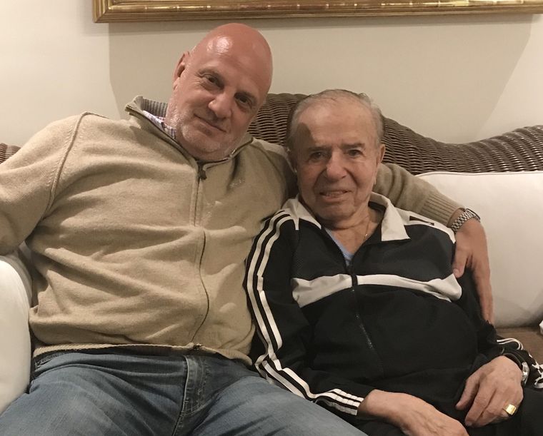 Daniel Cassia junto a Carlos Menem. Foto: Twitter Daniel Cassia