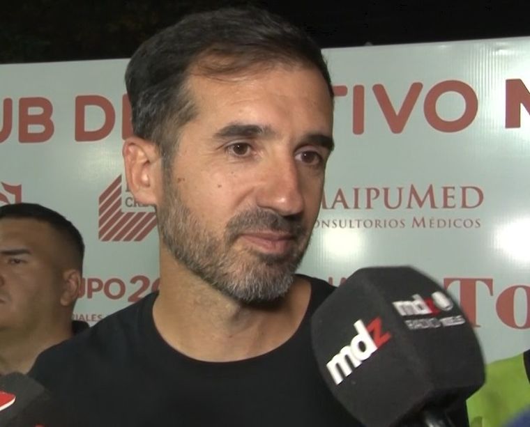 El Flaco Mariano Echeverría tuvo su debut en Deportivo Maipú y se refirió a su vuelta al fútbol argentino.