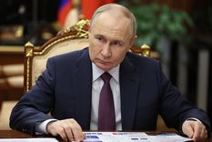 Vladimir Putin, acorralado por la Unión Europea.