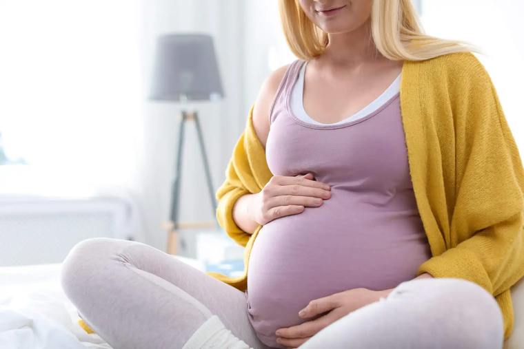 La vacunación contra el Virus Sincicial Respiratorio está indicada para aplicarse entre lassemanas 32 y 36.6 de gestación.