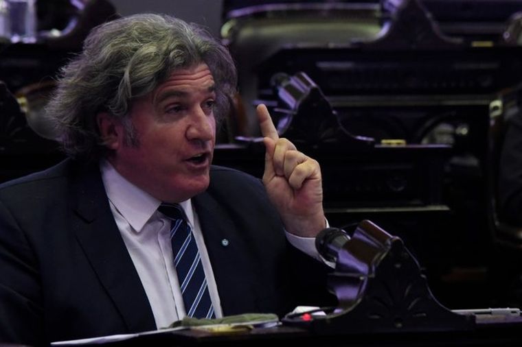 José Luis Ramón se enfrentó con Fernando Iglesias.