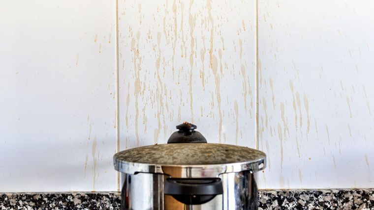 La solución definitiva para quitar la grasa de las paredes de la cocina Las paredes de la cocina se ensucian fácilmente. Foto: Pixabay La solución definitiva para quitar la grasa de las paredes de la cocina Las paredes de la cocina se ensucian fácilmente. Foto: Pixabay