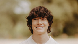 La familia Raine demandó a ChatGPT por no alertar sobre los problemas de Adam, su hijo. La familia Raine demandó a ChatGPT por no alertar sobre los problemas de Adam, su hijo.