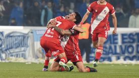 Con Enzo Pérez de estandarte, Maipú amargó a Godoy Cruz en el Gambarte. Con Enzo Pérez de estandarte, Maipú amargó a Godoy Cruz en el Gambarte.