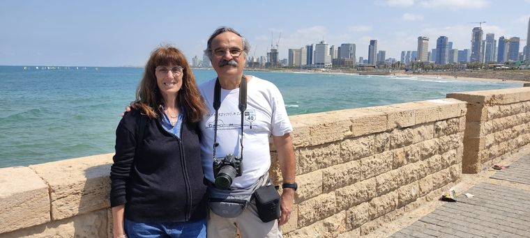 Eduardo y su mujer, el sábado por la mañana, paseaban por las afueras de Tel Aviv. A la noche, llegó la noticia del ataque iraní y la tensión se adueño de la región