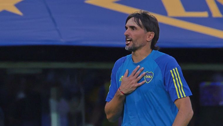 Diego Martínez pondrá un equipo muy alternativo en la altura. Foto: FotoBaires