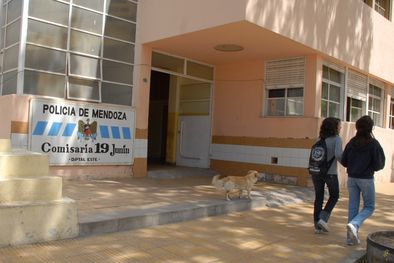 MDZol | Desde la Alcaidía de Junín fue trasladado el detenido hasta Investigaciones en La Colonia.
