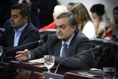 que dijo el unico consejero que puso objeciones a la suspension de walter bento