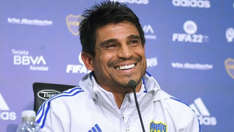 Ibarra sorprendió a todos con un cambio en la zaga central de cara al próximo partido de Boca.