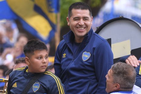 Riquelme se contactó con el presidente de otro equipo del fútbol argentino y le ofreció un intercambio por el pase de Rojo. Foto: Télam Riquelme se contactó con el presidente de otro equipo del fútbol argentino y le ofreció un intercambio por el pase de Rojo. Foto: Télam