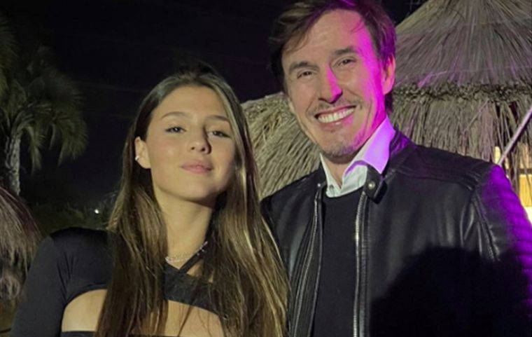 Roberto, un papá baboso García Moritán emocionado por Delfina