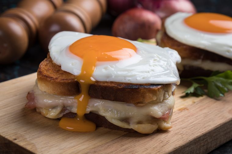 Receta de croque madame: ideal para un brunch elegante y diferente.