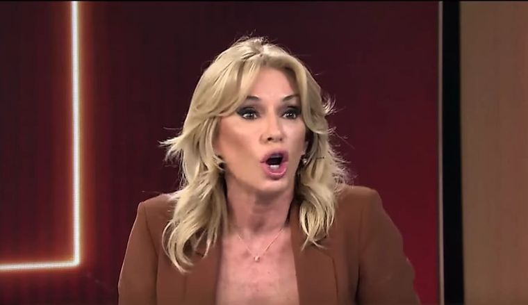 El hijo de Yanina Latorre, a fondo sobre su mamá: La tele es show Por primera vez, habló el hijo de Yanina y Diego Latorre y fue categórico. Foto: Captura de video América TV