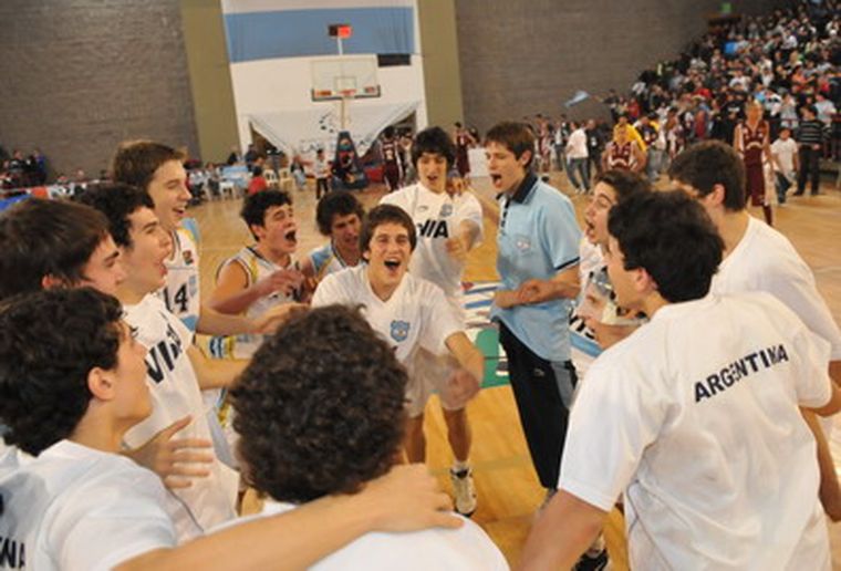 Argentina venció a Venezuela y es finalista. Foto: Pachy Reynoso / MDZ