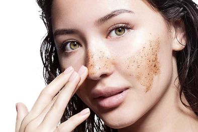 MDZol | Luce una piel de parcela con una mascarilla de café ¡Dile adiós a las arrugas!