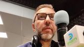 El periodista continúa con el tratamiento para paliar los efectos del Parkinson.