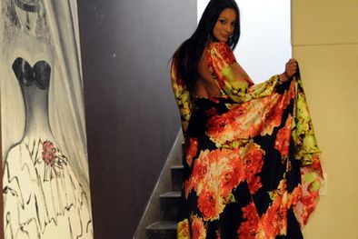 MDZol | Flores originales e increíbles en telas traídas de España y Marruecos. Foto: MDZ