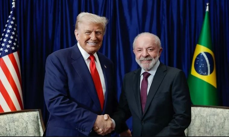 Donald Trump y Luiz Inácio Lula da Silva hablaron sobre el futuro de Cuba. Foto Efe
