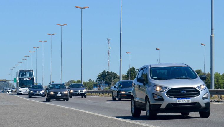 Tener el vehículo en condiciones para las vacaciones de verano varía de precios por provincias Foto: NA