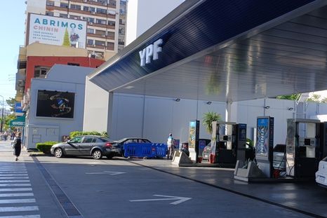 Aumentaron los precios de los combustibles en Mendoza. Foto: Juan Mateo Aberastain Zubimendi / MDZ. Aumentaron los precios de los combustibles en Mendoza. Foto: Juan Mateo Aberastain Zubimendi / MDZ.