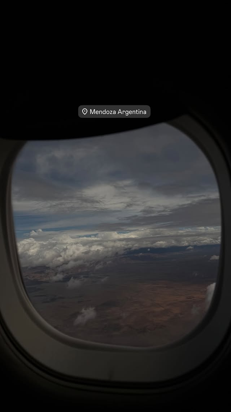 El vuelo de la modelo. Créditos: Instagram El vuelo de la modelo. Créditos: Instagram