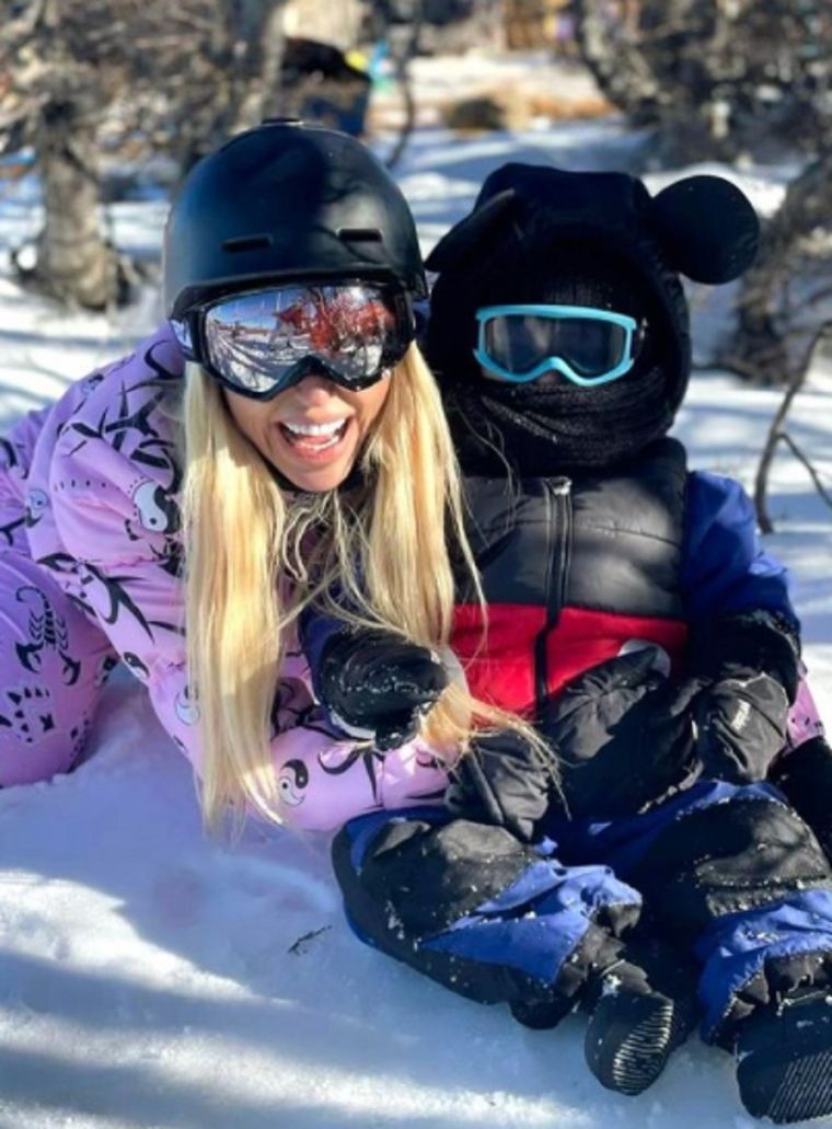 Vicky Xipolitakis y Salvador Uriel Foto: Instagram