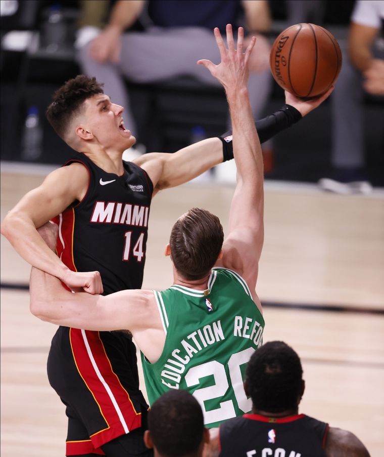 Miami Heat Miami venció a Boston con Tyler Herro como figura, con apenas 20 años Foto: EFE
