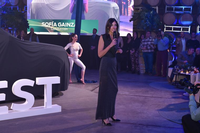 Sofía Gainza fue la maestra de ceremonias. Sofía Gainza fue la maestra de ceremonias.