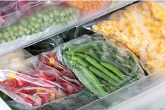 Seguridad alimentaria Producción y almacenamiento de los alimentos como punto principal a tener en cuenta Foto: freepik.com