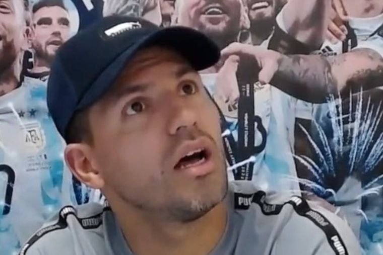 Agüero quedó en shock al escuchar la noticia del fallecimiento de Balanta. Foto: Twitch