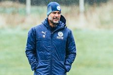 Pep dirigió este lunes la última práctica antes de visitar al PSG Foto: Manchester City