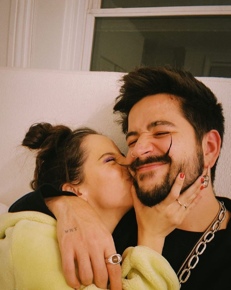 Evaluna enloqueció al ver que Camilo se afeita la barba ¡mira cómo quedó! Foto: Instagram