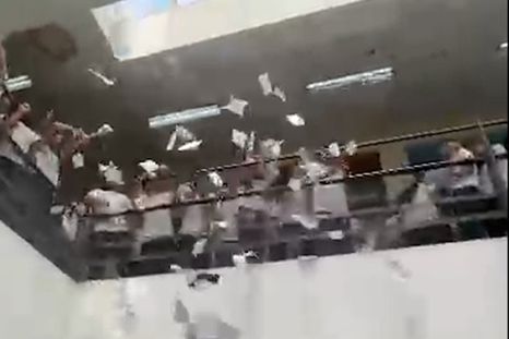 Los alumnos del colegio Santa María revolucionaron la escuela con el festejo de fin de año. Los alumnos del colegio Santa María revolucionaron la escuela con el festejo de fin de año.