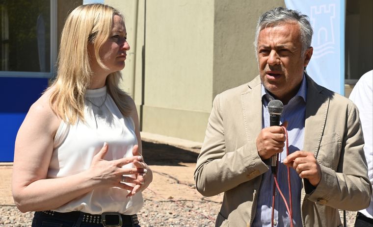 Hebe Casado y Alfredo Cornejo. Foto: Prensa Gobierno