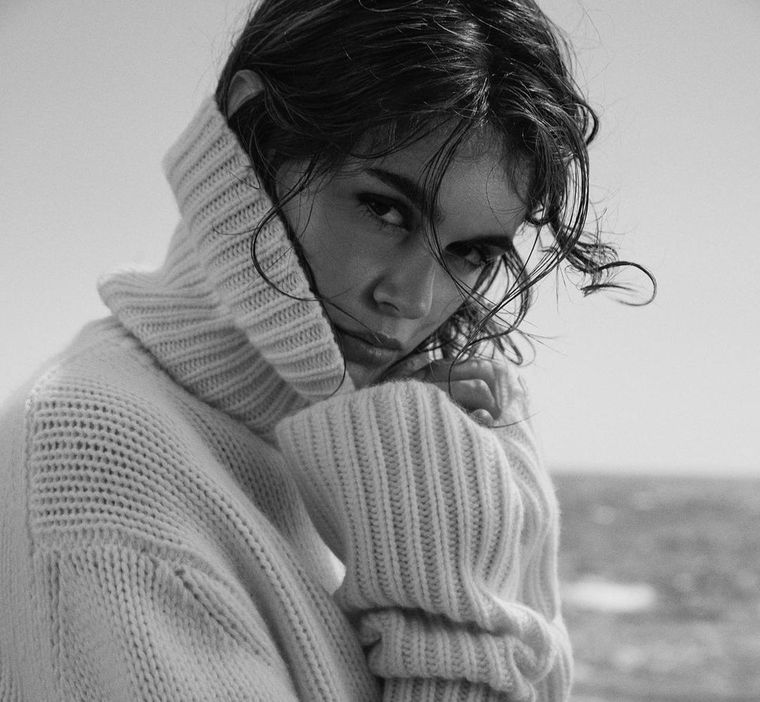 Las cinco prendas rebajadas de Kaia Gerber x Zara que son must-have Foto: Instagram