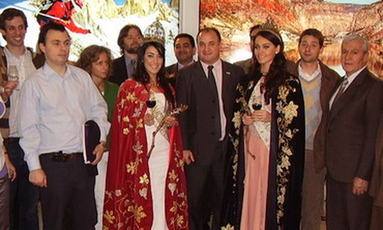 El grupo de mendocinos que viajó a Buenos Aires, posó para MDZ. Foto: Andrea Calderón / MDZ